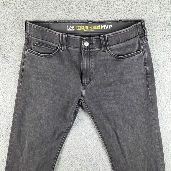 Lee Jeans Mens 38x29 (37x27) Black Extreme Motion MVP Slim Straight Leg Stretch - Picture 2 of 11